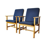 Pair of Børge Mogensen oak lounge chairs model 2257 for Fredericia Stolefabrik