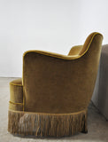 Curved Early 20th Century Sofa with original upholstery in green and yellow tones