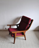 Hans Wegner Lounge Chair in stained oak, Getama Denmark, 1970s