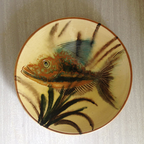 Round dish glazed